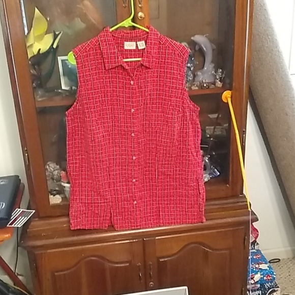 Top - Picture 1 of 1